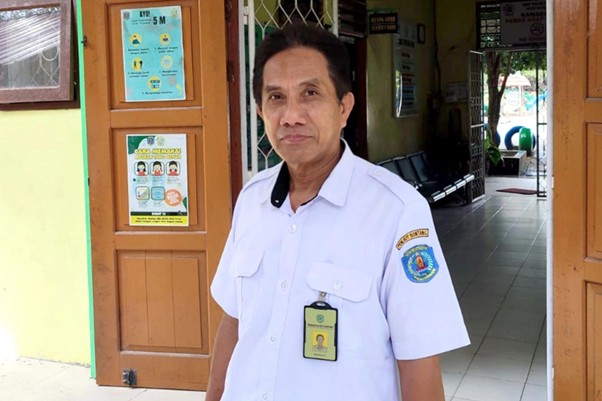 Kepala SMP 5 Bontang, Muhiddin.