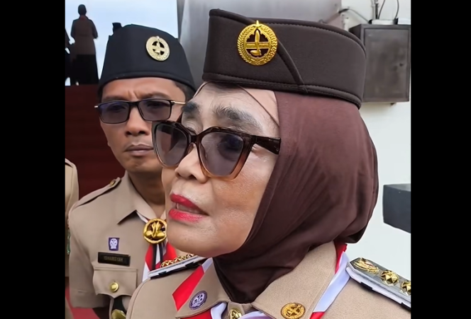 
					Wali Kota Bontang, Neni Moerniaeni, mempertimbangkan perubahan tarif retribusi penggunaan fasilitas olahraga di Lapangan Bessai Berinta (Eks Lang-lang).