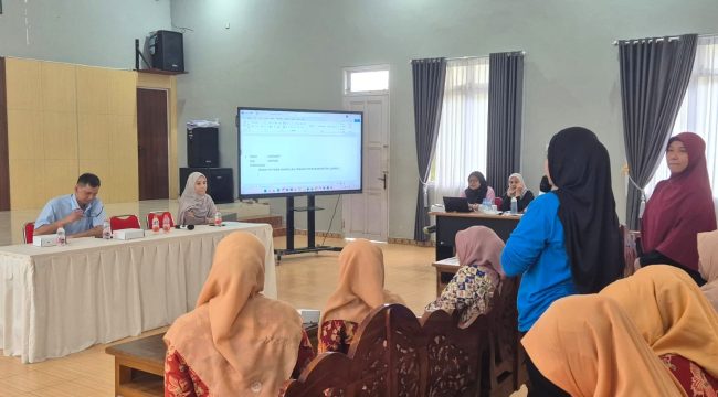 Seminar Deteksi Dini Kanker Serviks dan Payudara yang digelar Dinkes Bontang, Kamis (14/11/2025).