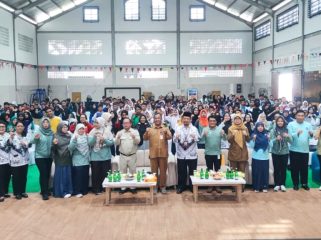 Dinkes Bontang bekerjasama dengan PT KPI menggelar Aksi Bergizi Remaja Bontang Berjaya di Sport Center KPI, 25–26 November 2025. (Foto: Mirah)