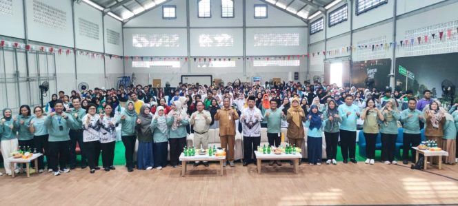 
					Dinkes Bontang bekerjasama dengan PT KPI menggelar Aksi Bergizi Remaja Bontang Berjaya di Sport Center KPI, 25–26 November 2025. (Foto: Mirah)