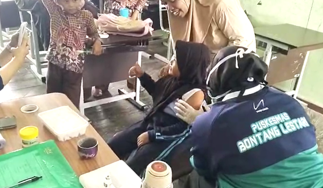 
					Dinkes Bontang Berupaya Atasi Penyakit Kulit Anak-Anak Pesisir Melalui Program Pusling