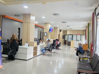 Situasi pelayanan di DPMPTSP Bontang saat bulan Ramadan. (Mirah Hayati/Jurnalpijar)