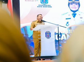 Wakil Wali Kota Bontang Agus Haris saat membuka Ranwal Rencana Kerja Pemerintah Daerah (RKPD) Kota Bontang Tahun 2027 yang digelar Selasa (10/2) di Pendopo Rumah Jabatan Wali Kota. (Foto: Istimewa)