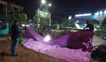 Tumpukan kayu ilegal yang berhasil diamankan oleh Polres Bontang. (Istimewa)