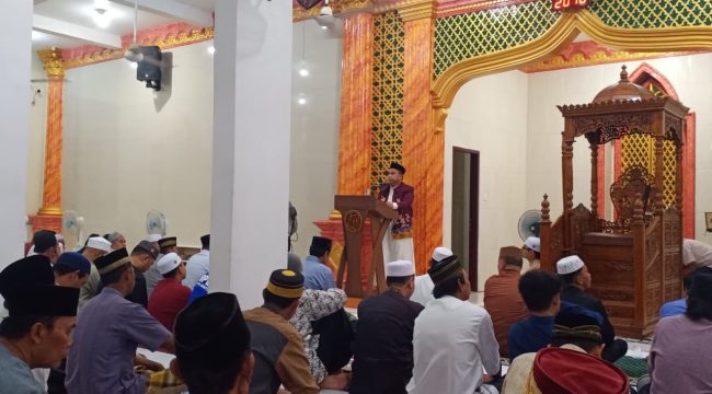 Wakil Wali Kota Bontang, Agus Haris saat Safari Ramadan di Masjid At-Taqwa, Berebas Tengah. (Mirah Hayati/Jurnalpijar)