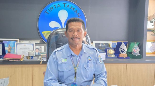 Direktur Utama Perumda Tirta Taman Bontang, Suramin. (Mirah Hayati/Jurnalpijar)