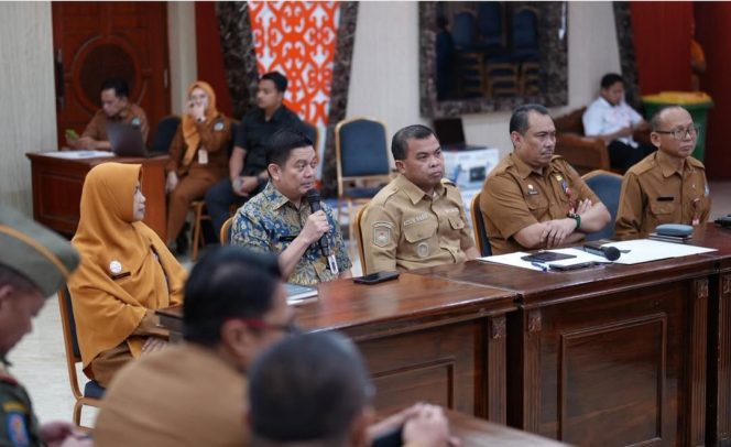 
					Agus Haris saat membuka agenda Workshop LPPD. (Istimewa)