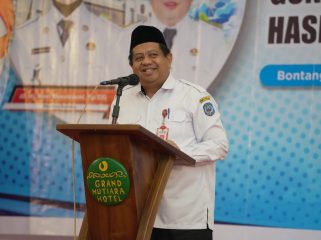 Staf Ahli Pemerintahan dan Hukum Kota Bontang, Anwar Sadat.