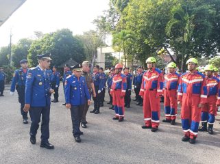 Kepala Disdamkartan Bontang, Amiluddin (kiri). (Mirah Hayati/Jurnalpijar)
