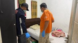 Kondisi kamar AB saat diperiksa pihak berwajib. 