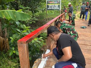 Aktivitas Tentara Manunggal Masuk Desa (TMMD) ke-12 di Kota Bontang,