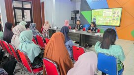 Monitoring dan Evaluasi (Monev) Kesehatan Anak bersama guru PAUD dan TK se-Kecamatan Bontang Barat, Kamis (7/5/2026).