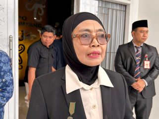 Wali Kota Bontang Neni Moerniaeni.