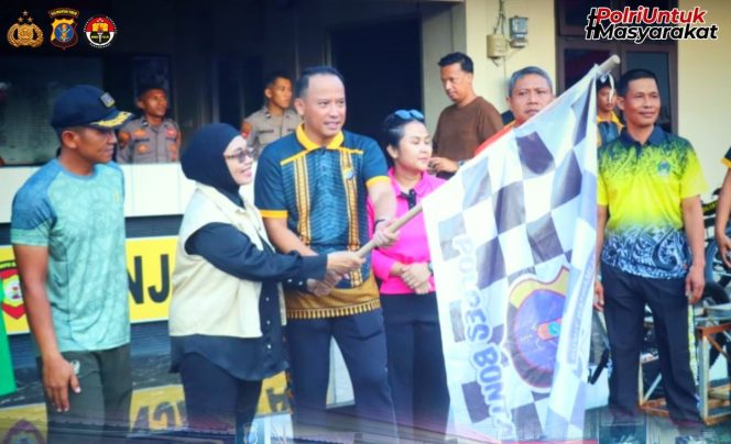 
					Jalan Sehat Warnai Peringatan Hari Bhayangkara ke-80 di Bontang