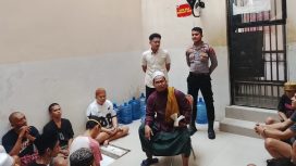 Ustad Ubaidillah Sampaikan Hikmah 