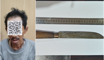 Pria berinisial NS (69) yang diamankan beserta barang bukti sajam oleh aparat Polres Bontang. (Foto: Istimewa)
